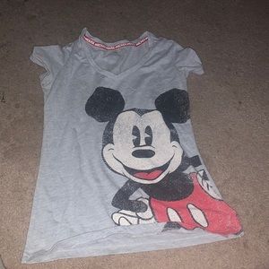 Women’s shirt